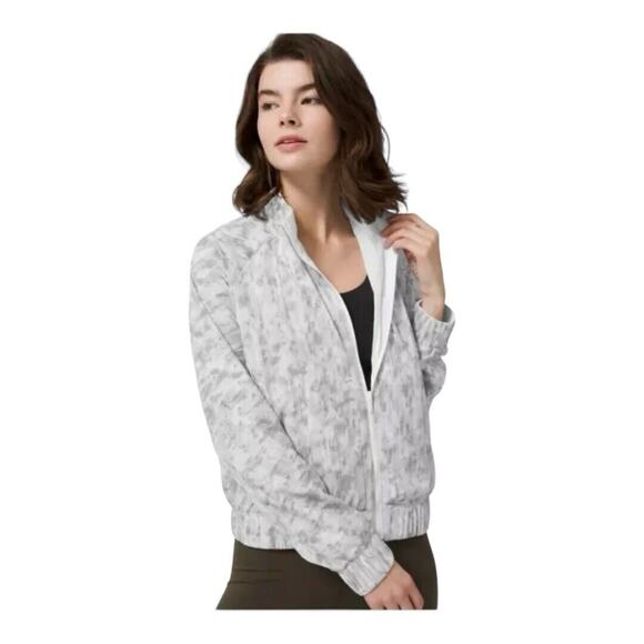 Lululemon Jackets & Blazers - Lululemon Reversible Bombs Jacket ZIPPER BROKEN